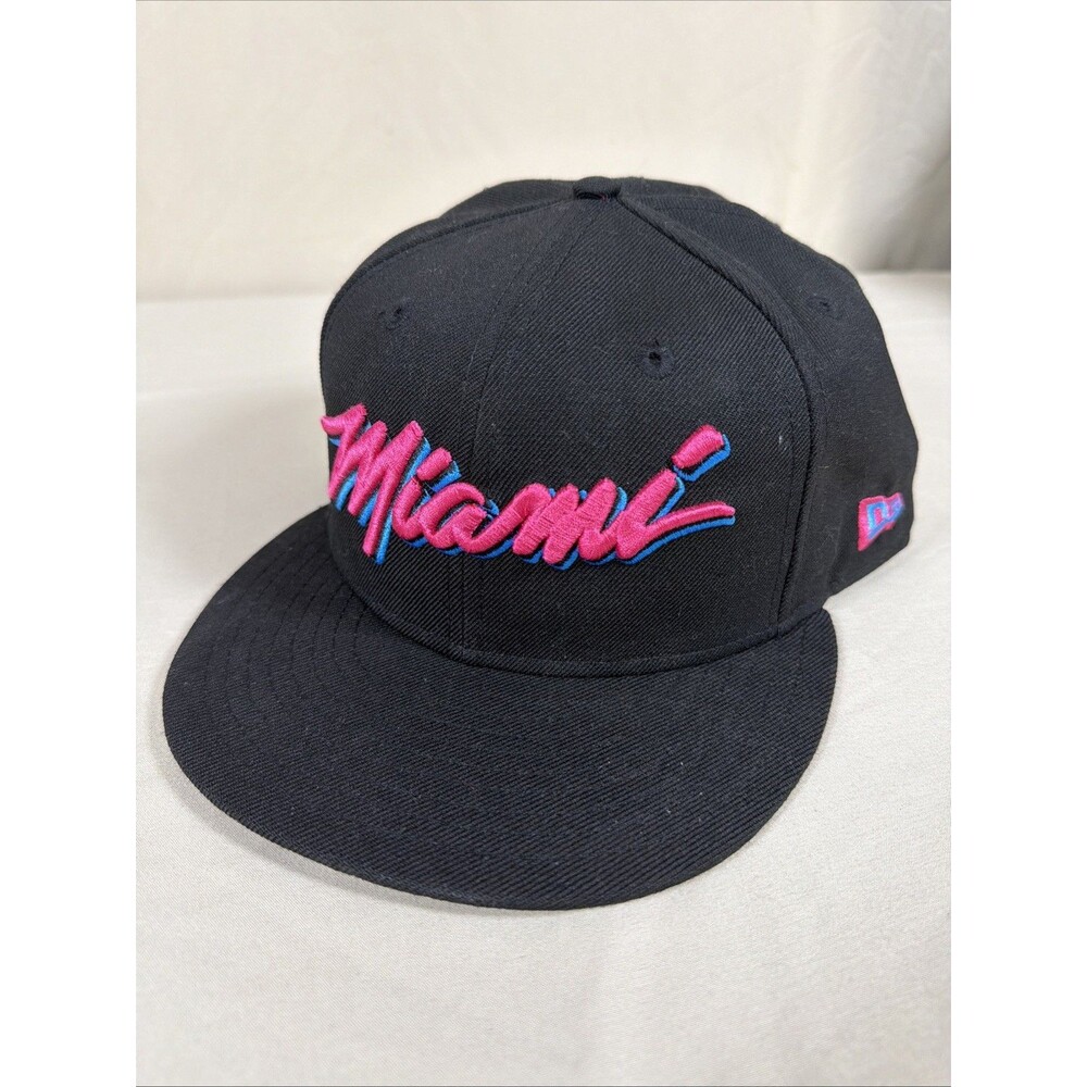 2018-19 New Era Miami Heat Vice Nights South Beach 59FIFTY Hat Pink Blue 7 7/8